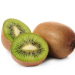 5 beneficios poco conocidos de consumir kiwi con su cáscara￼