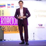 Global Guide Dominicana reconoce al doctor Milton Herrera, por su liderazgo emprendedor￼
